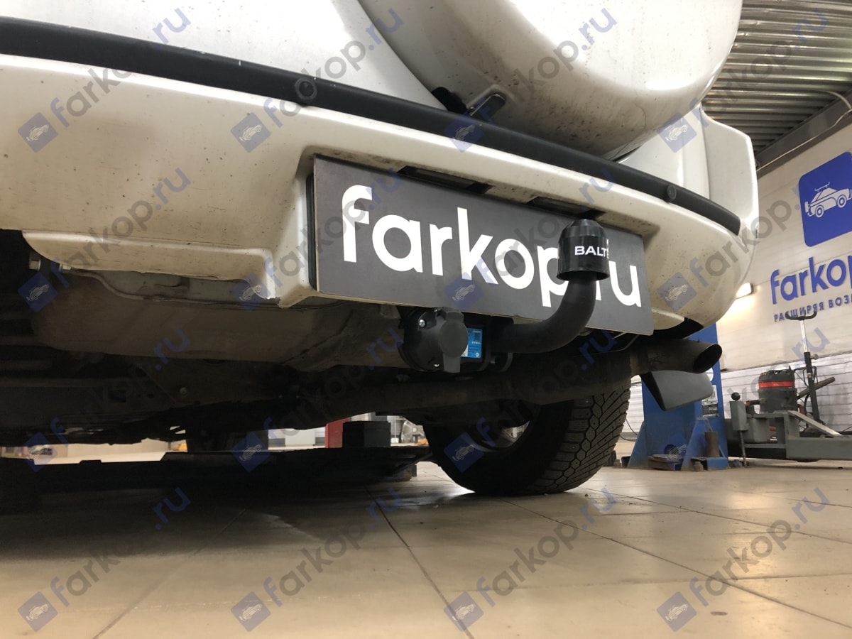 Установили фаркоп Baltex для Toyota RAV4 2011 г.в.