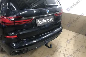 Установили фаркоп Steinhof для BMW X7 2022 г.в.