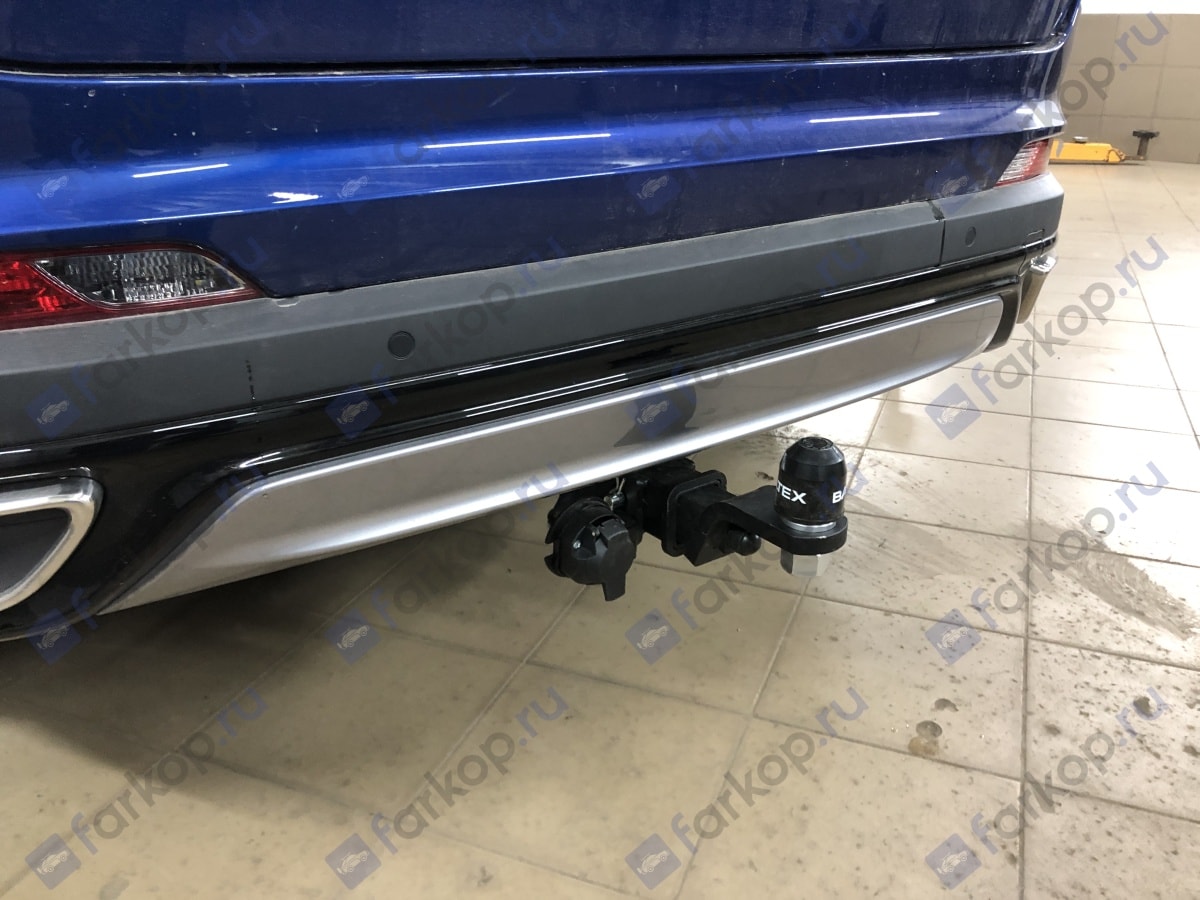 Установили фаркоп TowRus для Geely Tugella 2021 г.в.