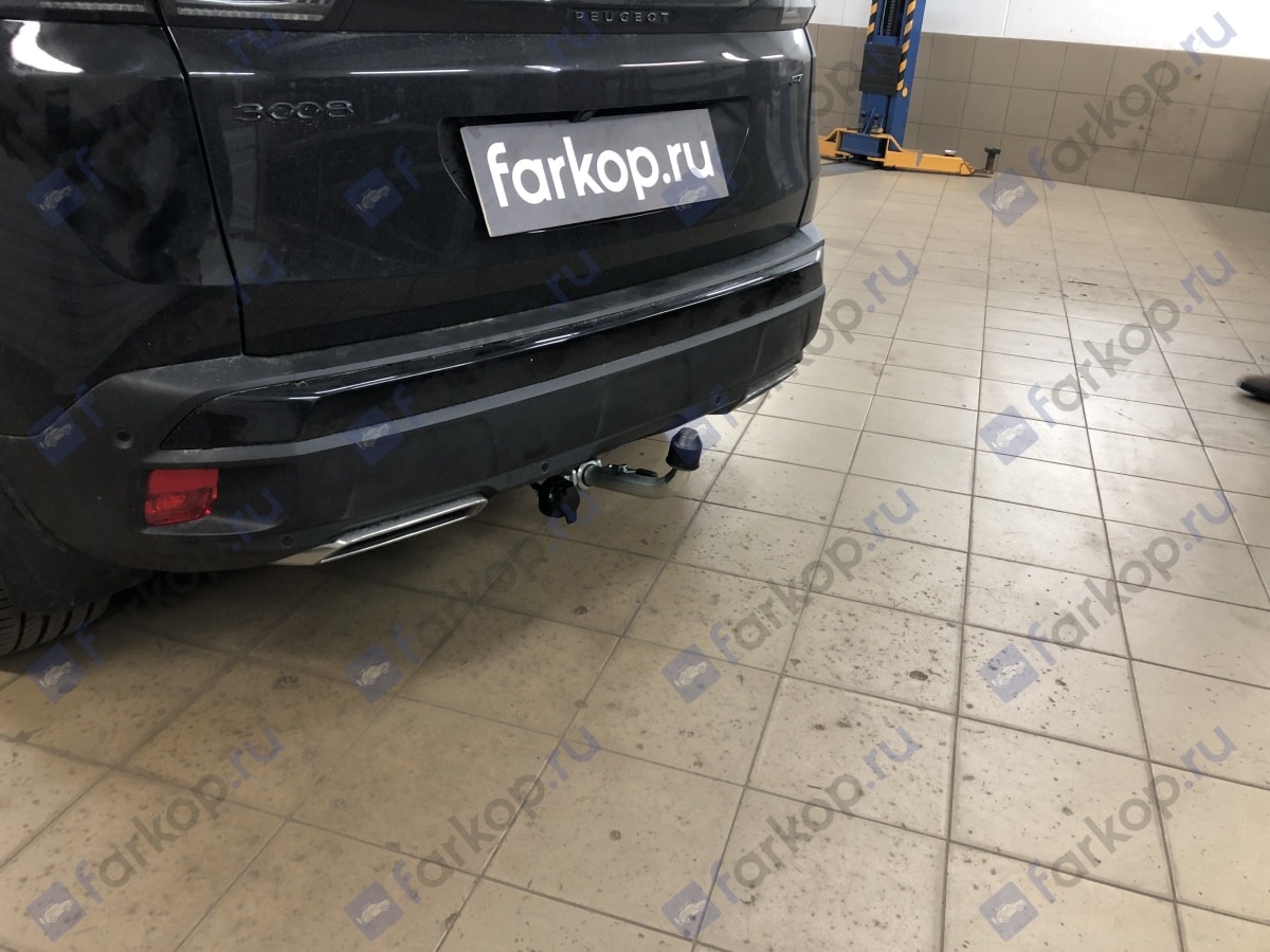 Установили фаркоп Galia для Peugeot 3008 2021 г.в.