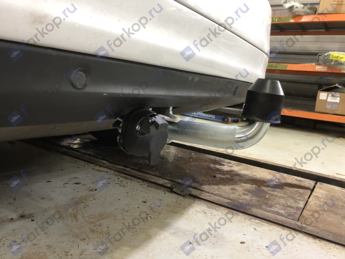 Установили фаркоп Galia для Volvo S60 2013 г.в. Установили фаркоп Galia для Volvo S60 2013 г.в.