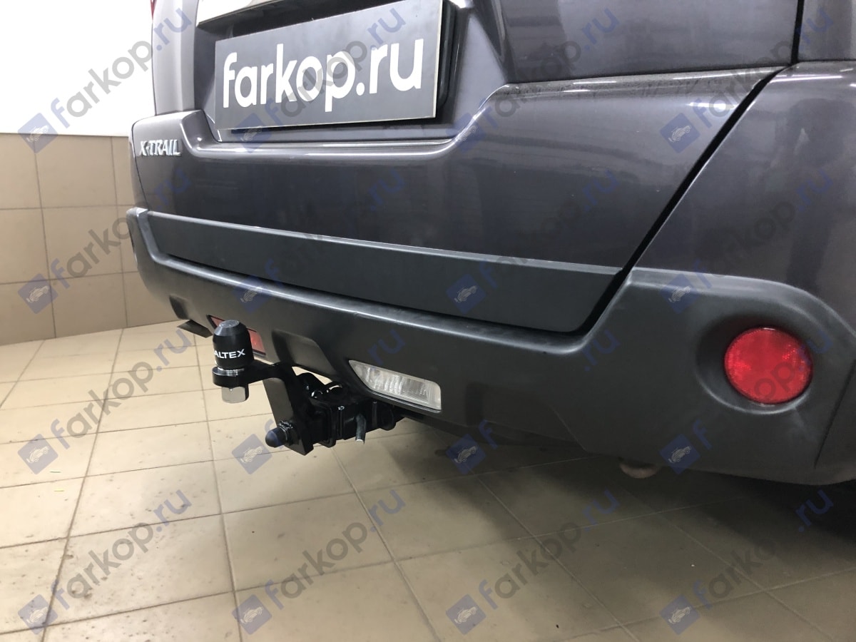 Установили фаркоп TowRus для Nissan X-Trail 2011 г.