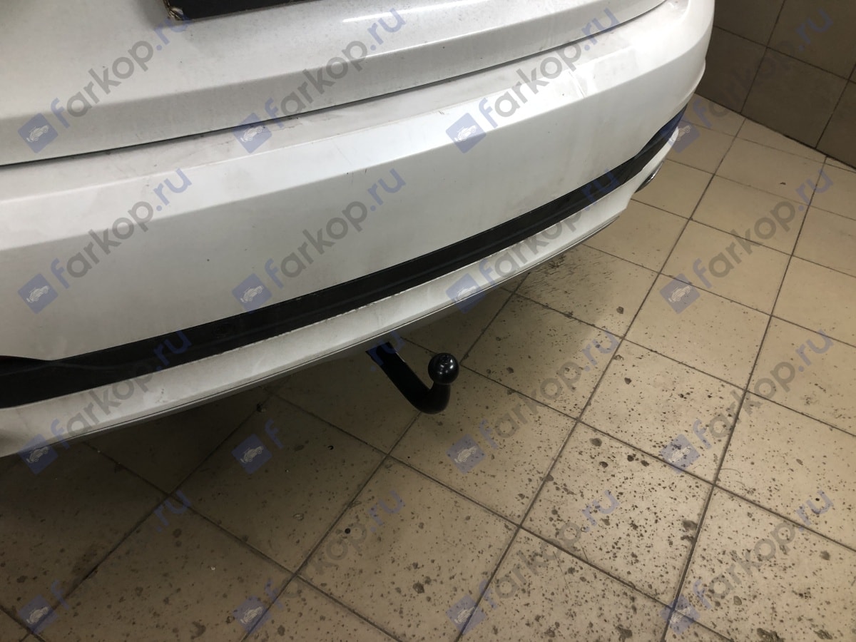 Установили фаркоп Steinhof для BMW X6 (F16) 2017 г.в.