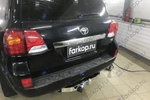 Установили фаркоп Baltex для Toyota Land Cruiser J200 2019 г.в.
