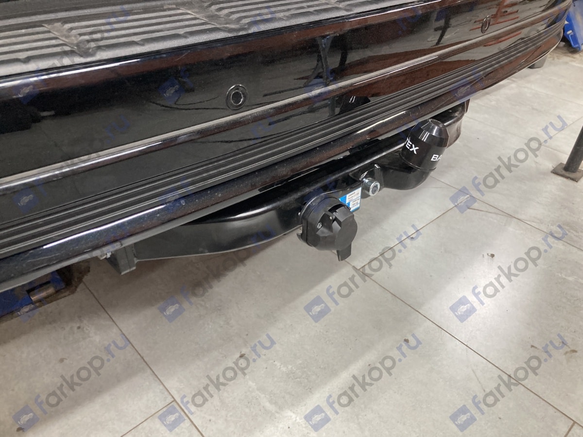 Установили фаркоп Baltex для Toyota Land Cruiser J200 2018 г. в. Установили фаркоп Baltex для Toyota Land Cruiser J200 2018 г. в.
