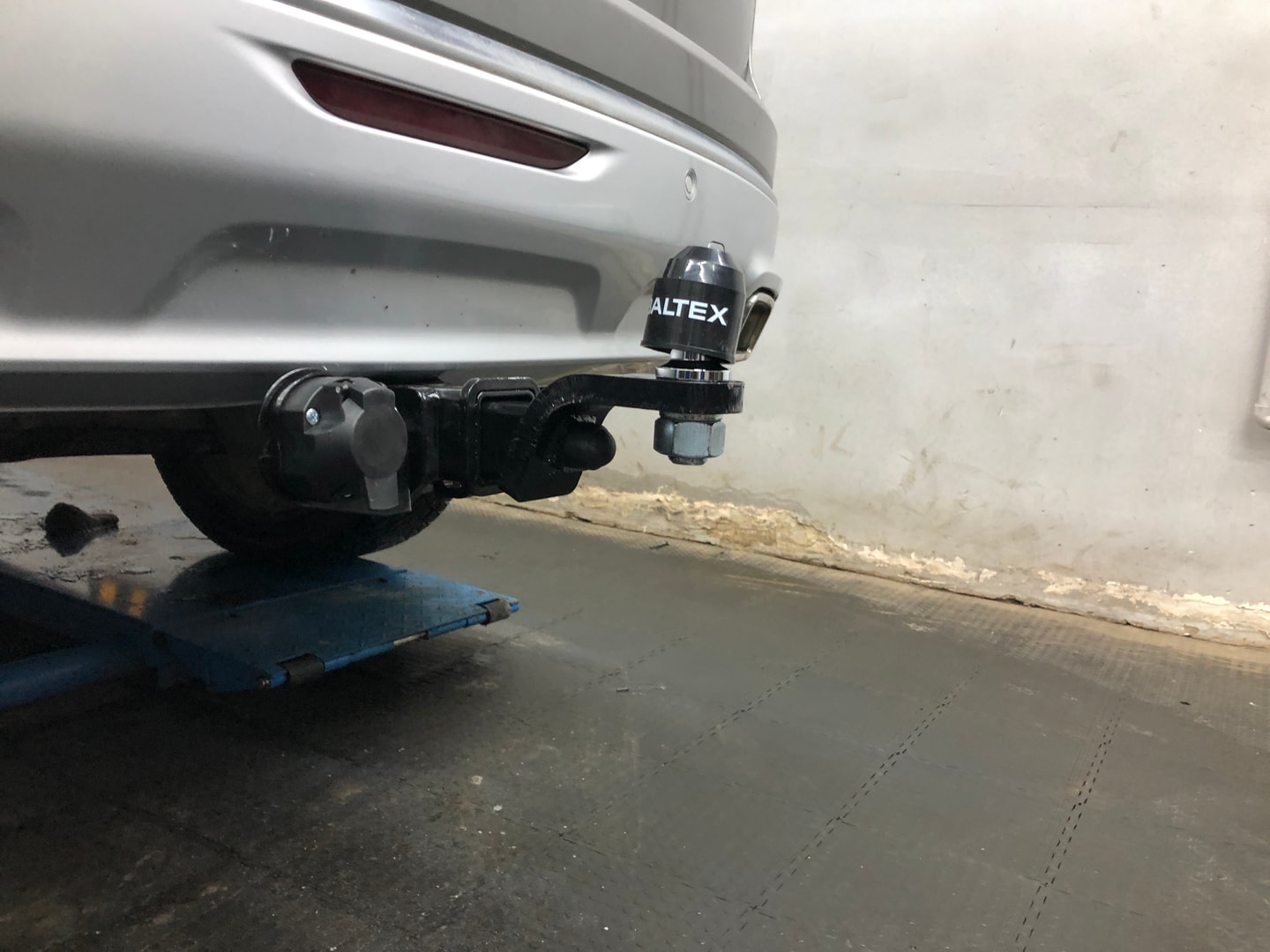 Установили фаркоп TowRus для EXEED VX 2024 г.в. Установили фаркоп TowRus для EXEED VX 2024 г.в.