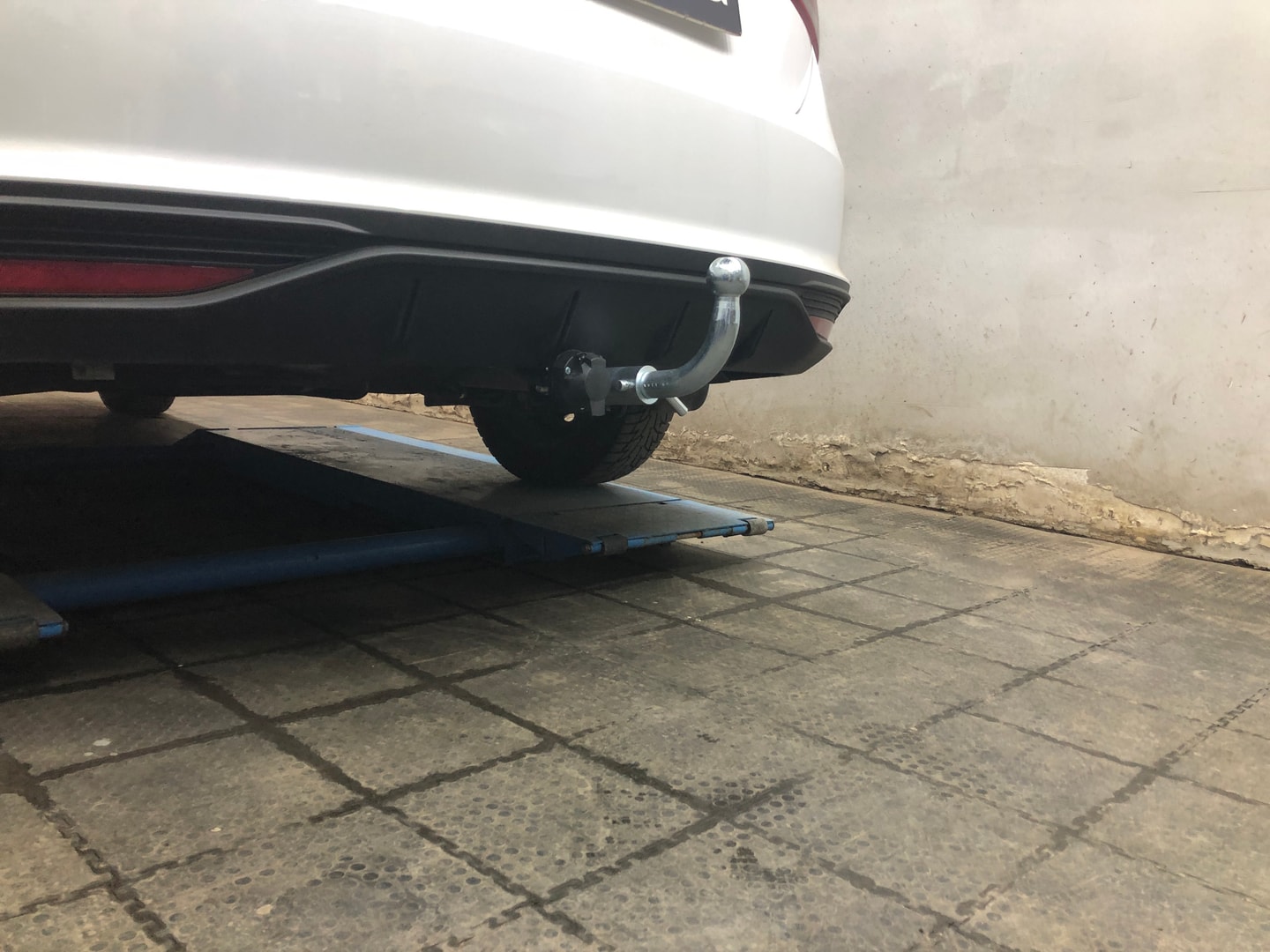 Установили фаркоп Лидер Плюс для Hyundai Solaris (седан) 2024 г.в.
