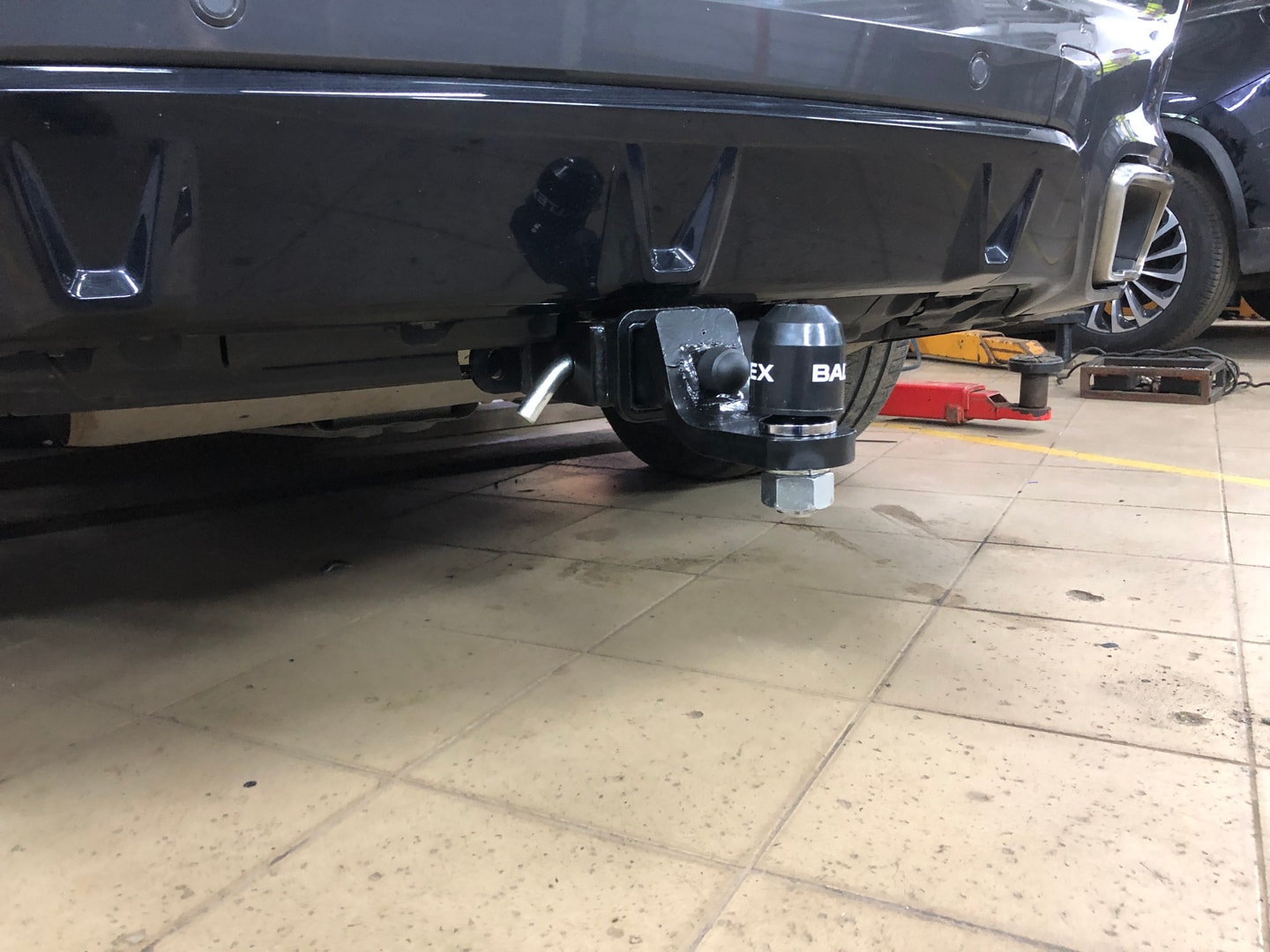 Установили фаркоп TowRus для BMW X6 2019 г.в. Установили фаркоп TowRus для BMW X6 2019 г.в.
