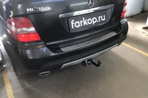 Установили фаркоп Лидер Плюс для Mercedes M-class 2005-2011 г.в.
