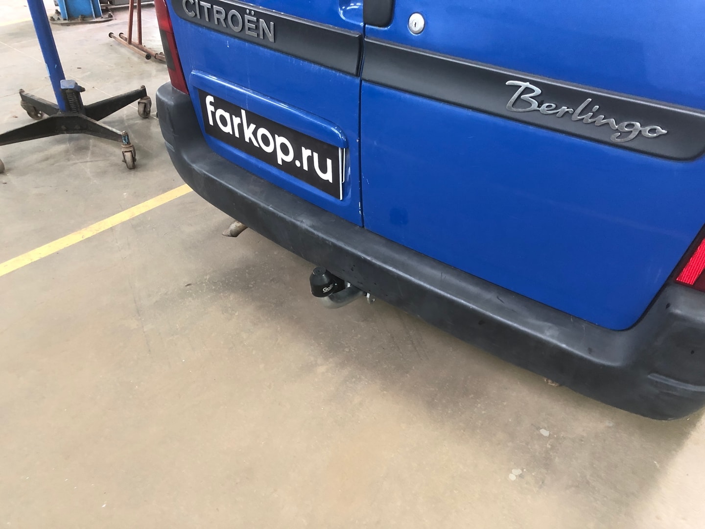 Установили фаркоп Galia для Citroen Berlingo 1996-2011 г. в.