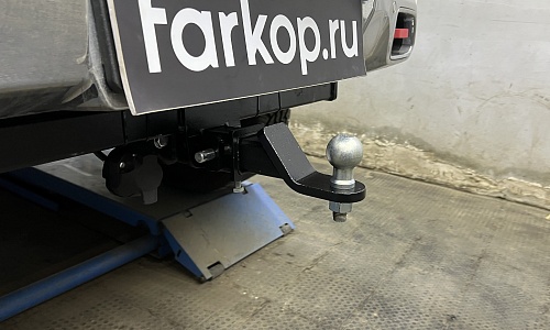 Установили фаркоп Лидер Плюс для BAIC BJ40 2018 г.в.