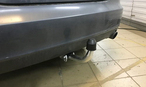 Установили фаркоп Galia для Audi A6 2004-2011 г.в.