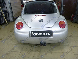 Установлен фаркоп Aragon на Volkswagen Beetle