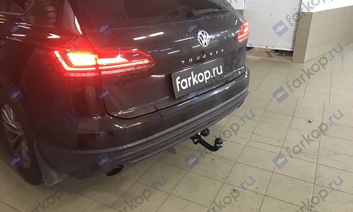 Установили фаркоп Oris для Volkswagen Touareg 2018 г.в.