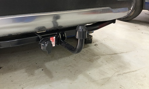 Установили фаркоп Sheriff для Kia Carnival 2020 г. в.