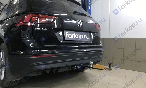Установили фаркоп Лидер Плюс для Volkswagen Tiguan 2020 г.в.