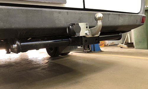 Установили фаркоп Лидер Плюс для Mercedes Sprinter 2006-2018 г.в.