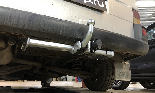 Установили фаркоп Galia для Volkswagen Transporter T4 1990-2003 г.в.
