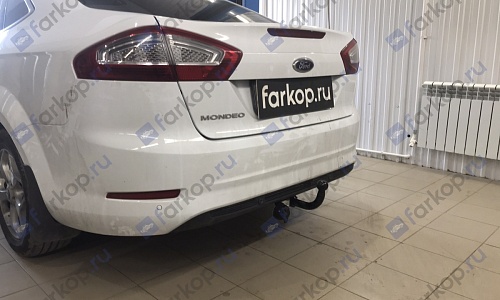 Установили фаркоп Лидер Плюс для Ford Mondeo 2007-2014 г.в. Установили фаркоп Лидер Плюс для Ford Mondeo 2007-2014 г.в.
