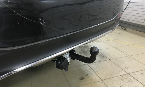 Установили фаркоп Лидер Плюс для Mercedes GLS-class 2016-2019 г.в.