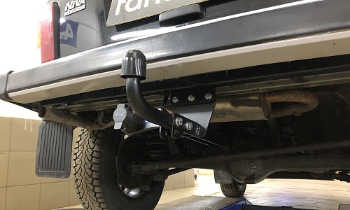 Установили фаркоп Berg для Lada Niva Legend 2021-2026 г. в.