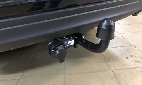 Установили фаркоп Berg для Lada Granta (седан) 2023 г.в.