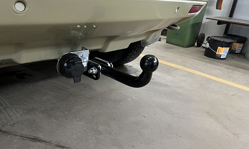 Установили фаркоп Лидер Плюс для Land Rover Freelander 2008 г.в.