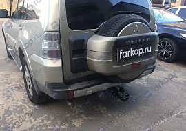 Установили фаркоп Oris для Mitsubishi Pajero 2019 г.
