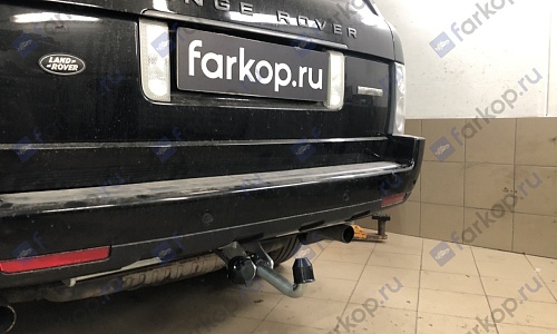 Установили фаркоп Galia для Land Rover Range Rover 2006 г.в.