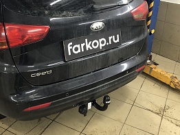 Установили фаркоп Oris для Kia Ceed (универсал) 2012-2018 г. в.
