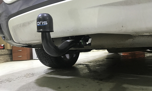 Установили фаркоп Oris для BMW X6 2016 г.
