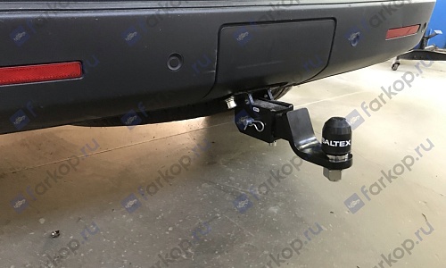 Установили фаркоп Baltex для Land Rover Discovery 2012 г.в.