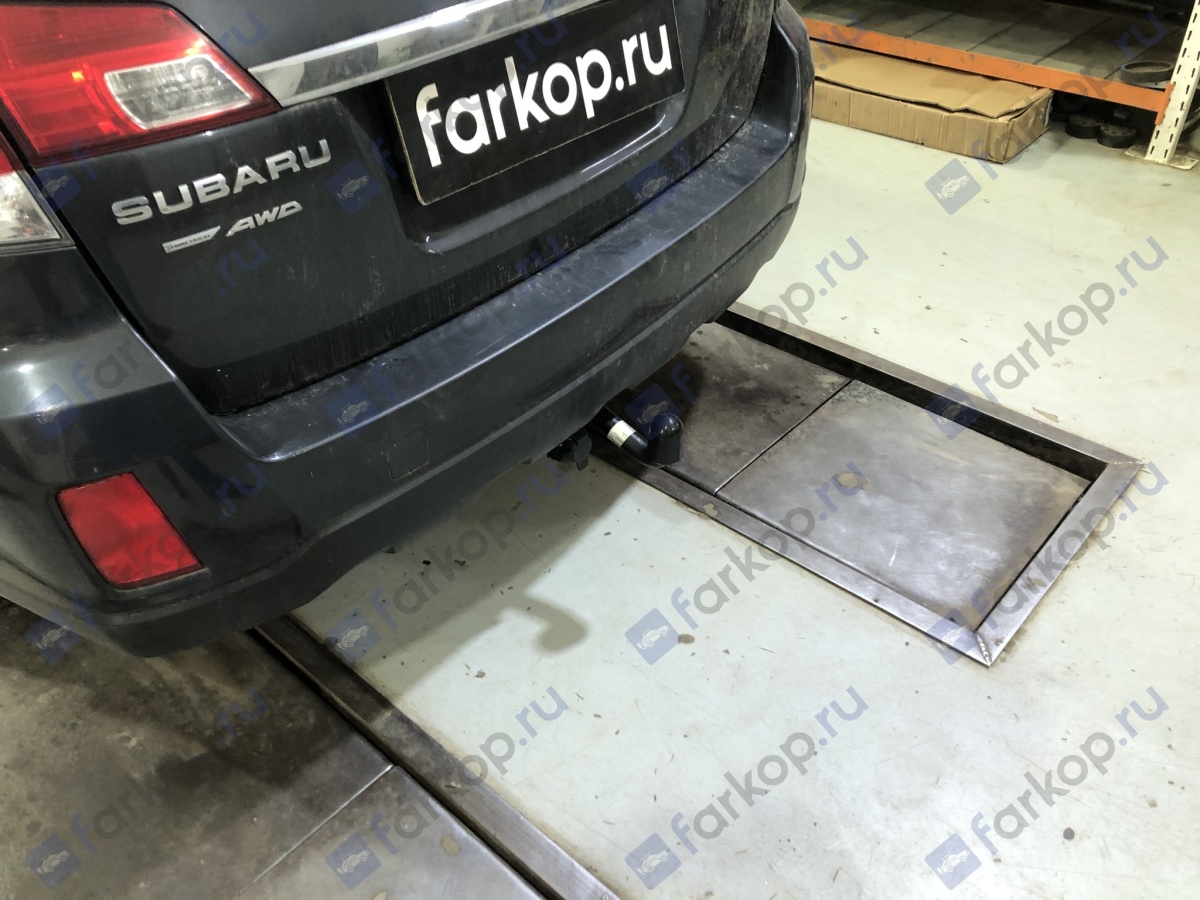 Фаркоп Westfalia для Subaru Outback 2009-2015 348027600001 в 