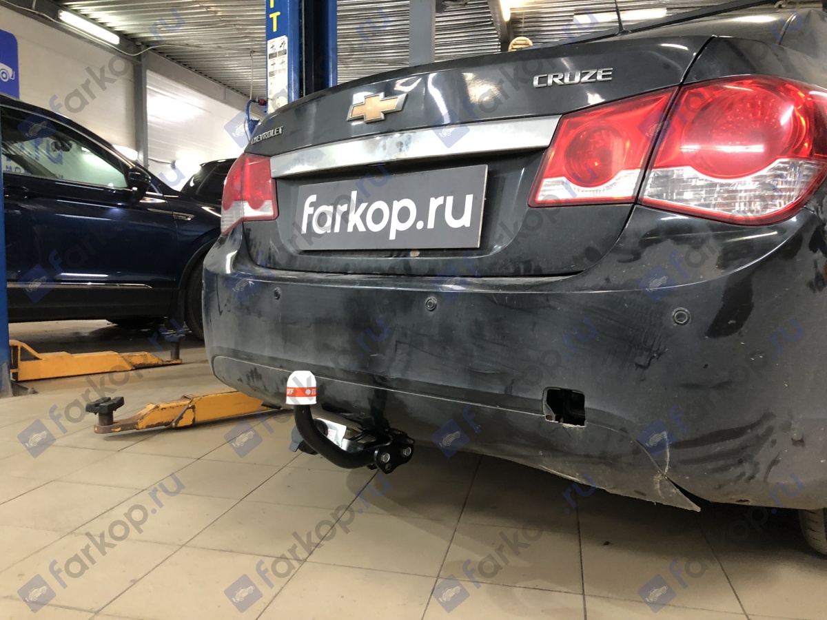 Фаркопы для Chevrolet Cruze J300 2008-2015 год