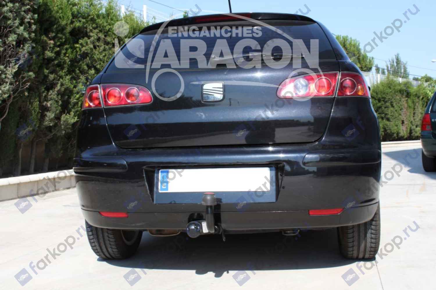 Фаркоп Aragon для Seat Ibiza 2002-2008 E5902AA в 