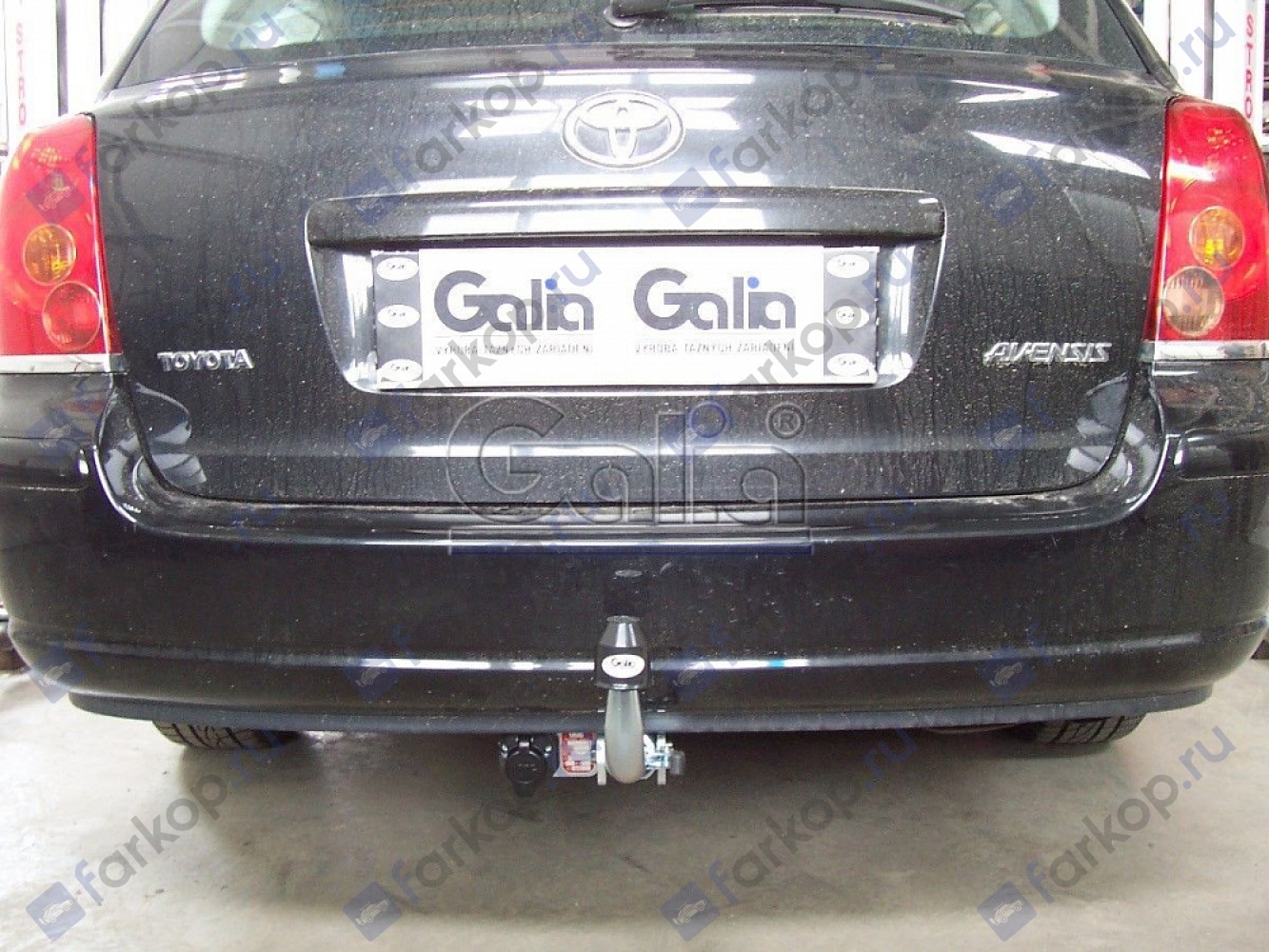 Фаркоп Galia для Toyota Avensis (универсал) 2003-2009 T055C в 