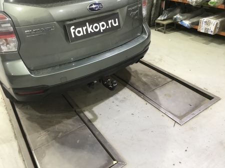 Фаркоп Aragon для Subaru Forester 2013-2018 E6002CV в 