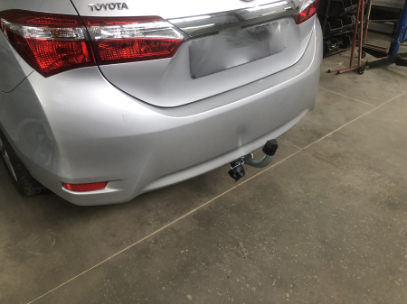 Фаркоп Galia для Toyota Corolla (седан) 2013-2019 T064A в 