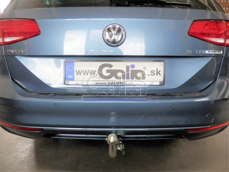 Фаркоп Galia для Volkswagen Passat (Alltrack, седан, универсал) 2014- V081C в 