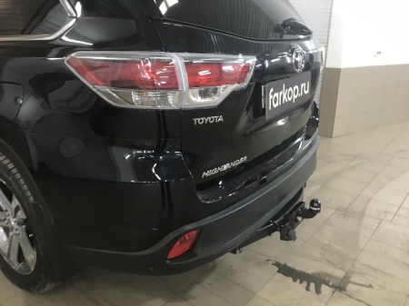 Фаркоп Трейлер для Toyota Highlander 2014-2020 7850 в 