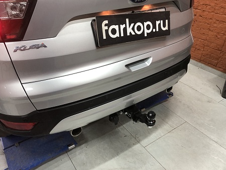 Фаркоп TowRus для Ford Kuga 2013-2019 089146 в 