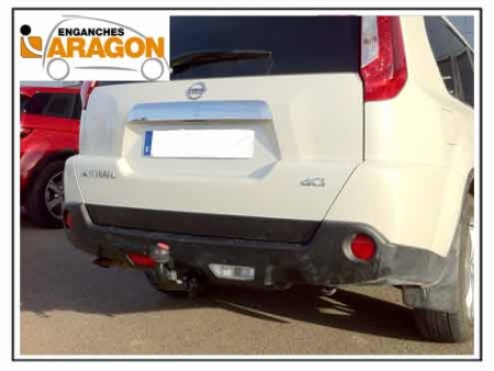 Фаркоп Aragon для Nissan X-Trail 2007-2014 E4417BA в 