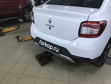 Фаркопы для Renault