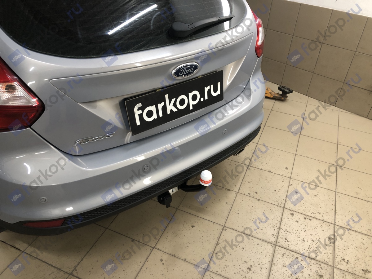 Фаркоп Трейлер для Ford Foсus (хэтчбек) 2011-2018 6014 в 