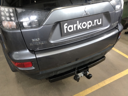 Фаркоп Лидер Плюс для Mitsubishi Outlander 2007-2012 M105-FC в 