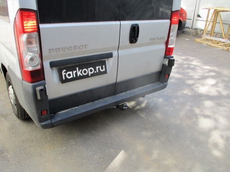 Фаркоп Трейлер для Peugeot Boxer 2006-, (кроме L4) 9620 в 