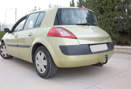 Фаркоп Aragon для Renault Megane 2003-2009 E5222CA в 